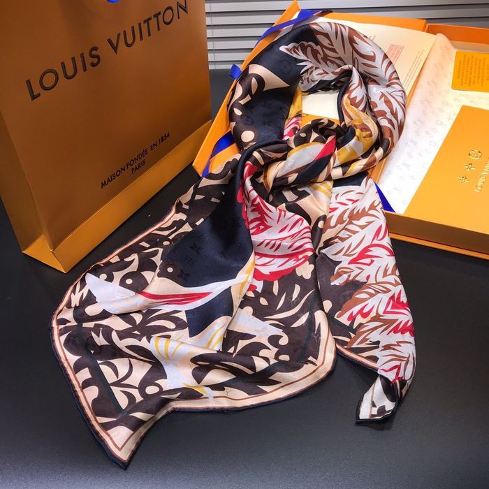 Louis Vuitton Scarf LVS00116
